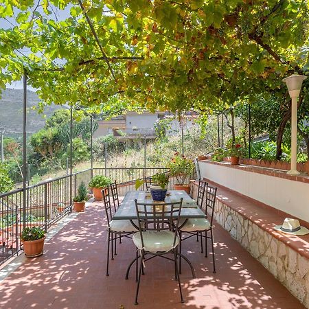Villa Salvatore Капачи Екстериор снимка